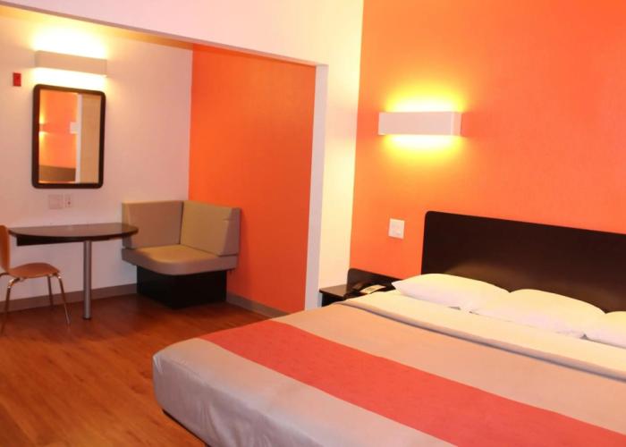 Motel 6 Rosenberg, TX