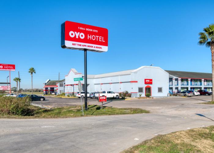 OYO Hotel Rosenberg TX I-69