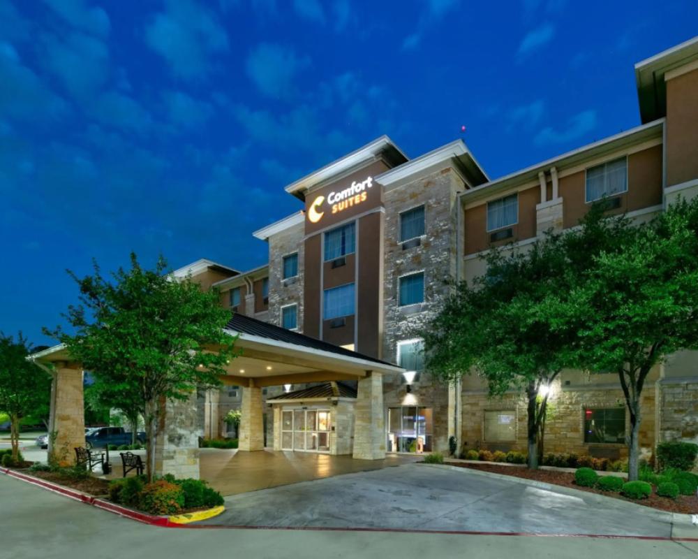 Comfort Suites Arlington - Entertainment District