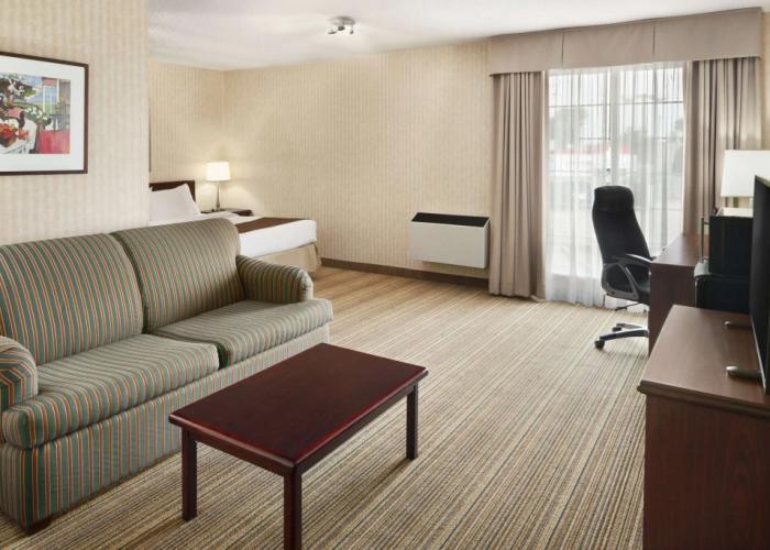 Days Inn by Wyndham Brantford