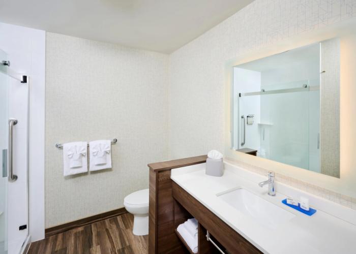 Holiday Inn Express and Suites Brantford by IHG