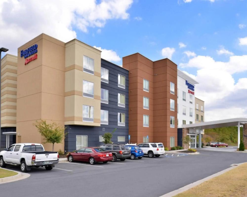 Fairfield Inn & Suites Calhoun
