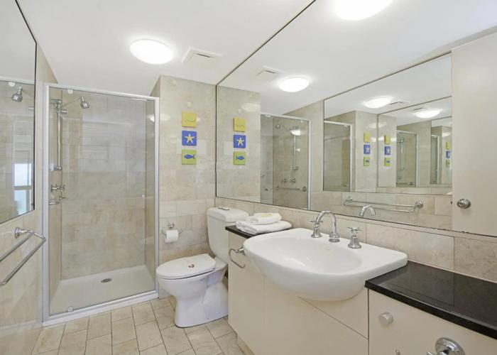Clubb Coolum Beach Resort