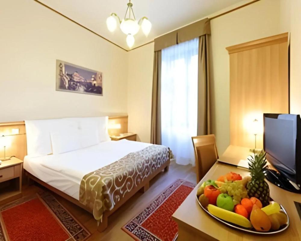 Historia & Historante