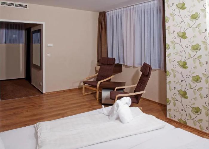 Ezüsthíd Hotel