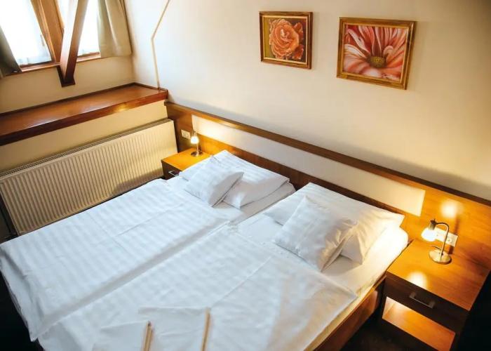 Oliva Hotel