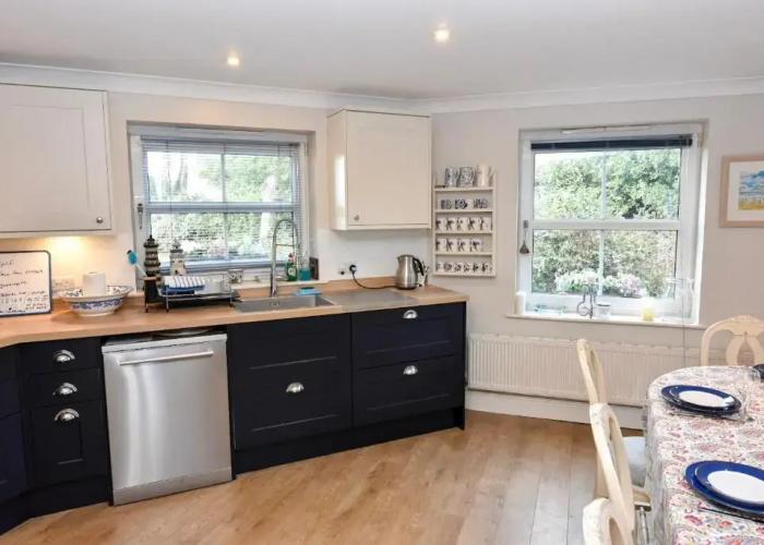 16 Solent Landing