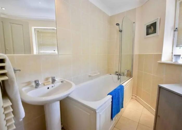16 Solent Landing