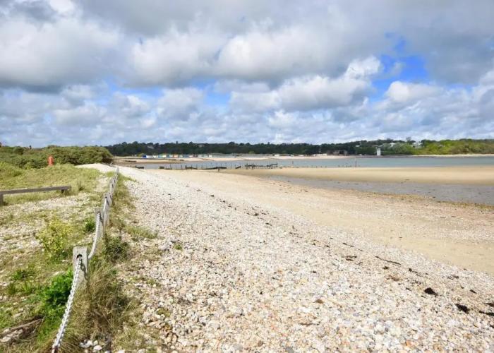 16 Solent Landing