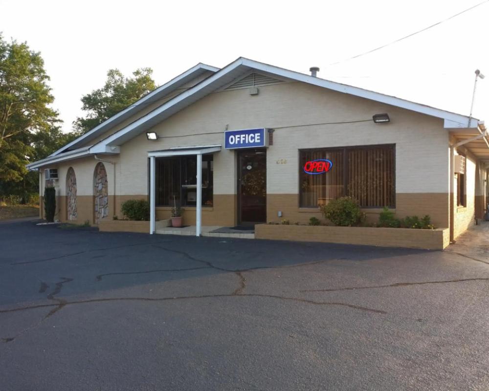 Loyalty Inn Rockingham