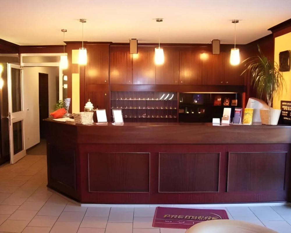 фото Senator Hotel