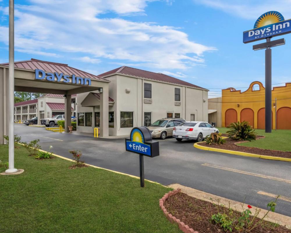 Days Inn by Wyndham Bainbridge