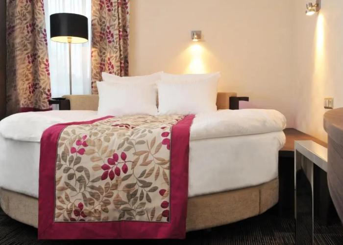 Hotel 3 Trio