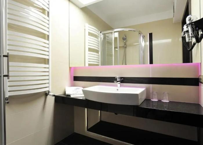 Hotel 3 Trio