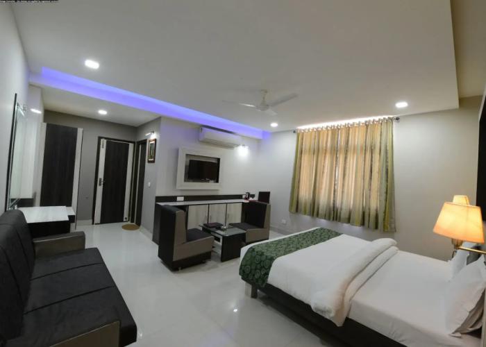 Hotel Heeralal