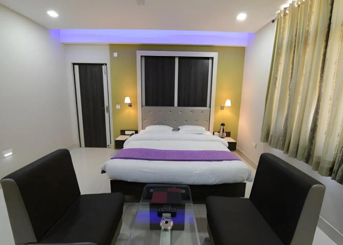 Hotel Heeralal