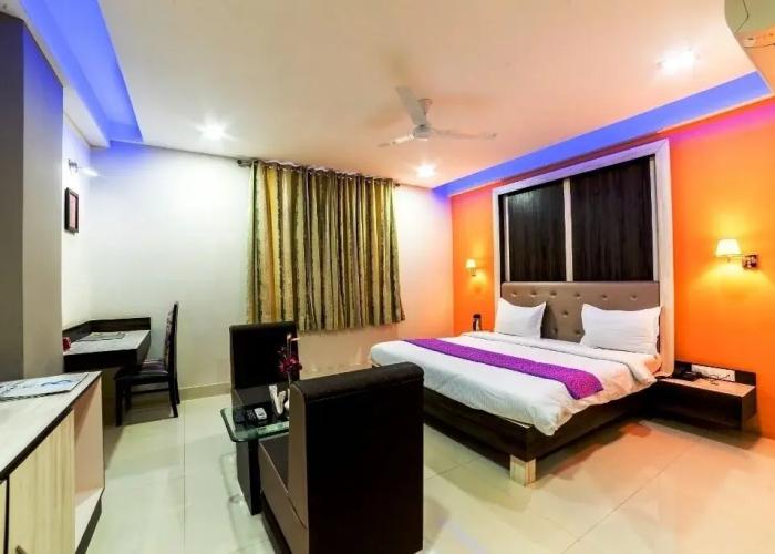 Hotel Heeralal