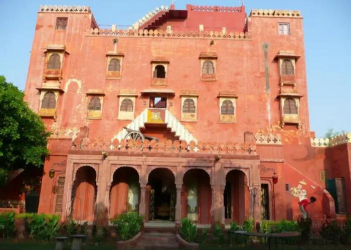 Hotel Bhairon Vilas