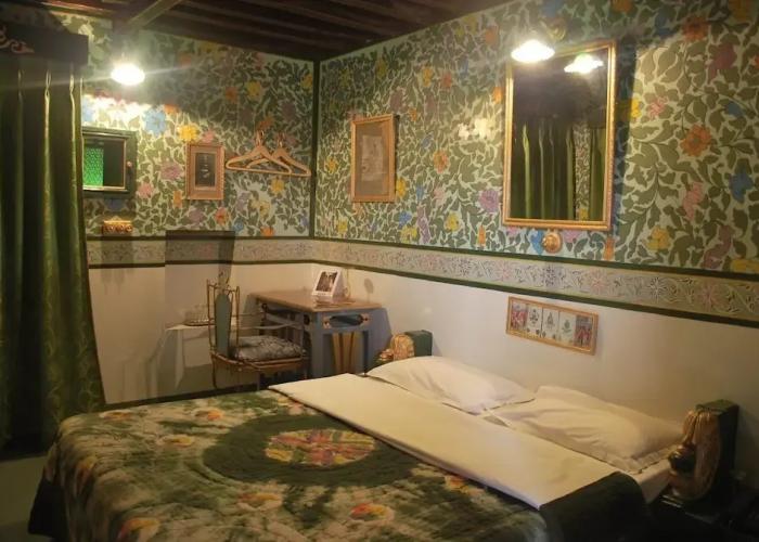 Hotel Bhairon Vilas