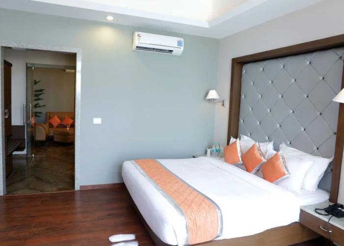 Hotel Chirag