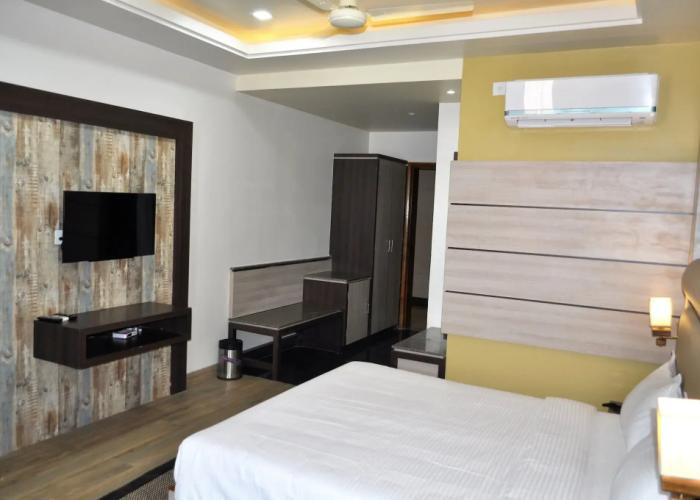 Hotel Continental Blue