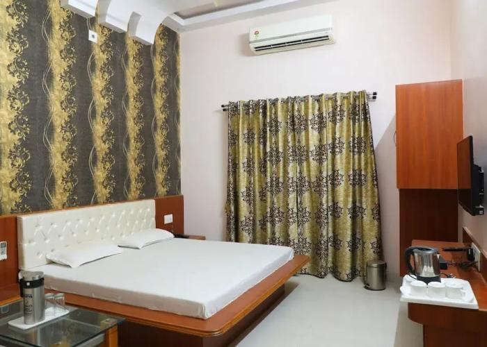 Hotel Panigrahan