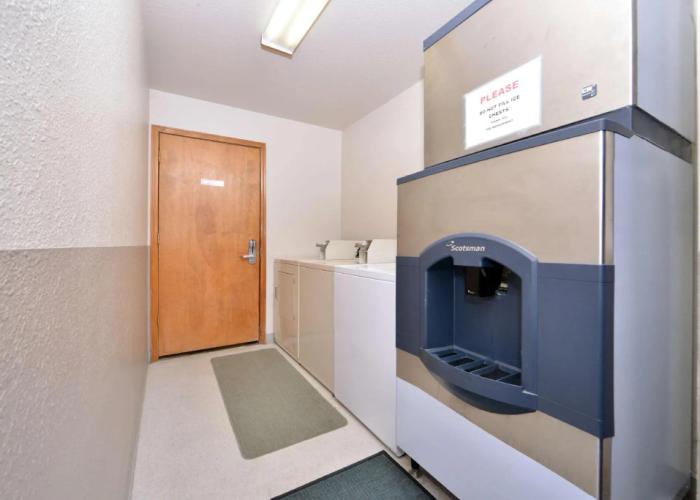 Americas Best Value Inn Burns