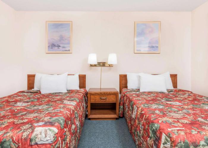 Days Inn by Wyndham Burns