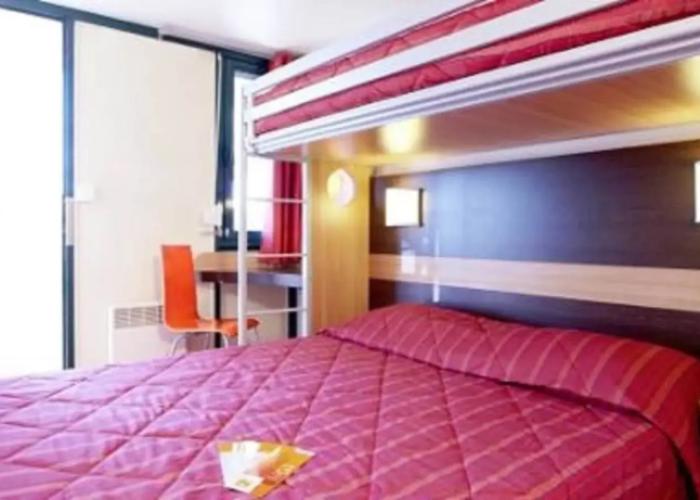 Premiere Classe Bourges (6 kms du centre-ville)