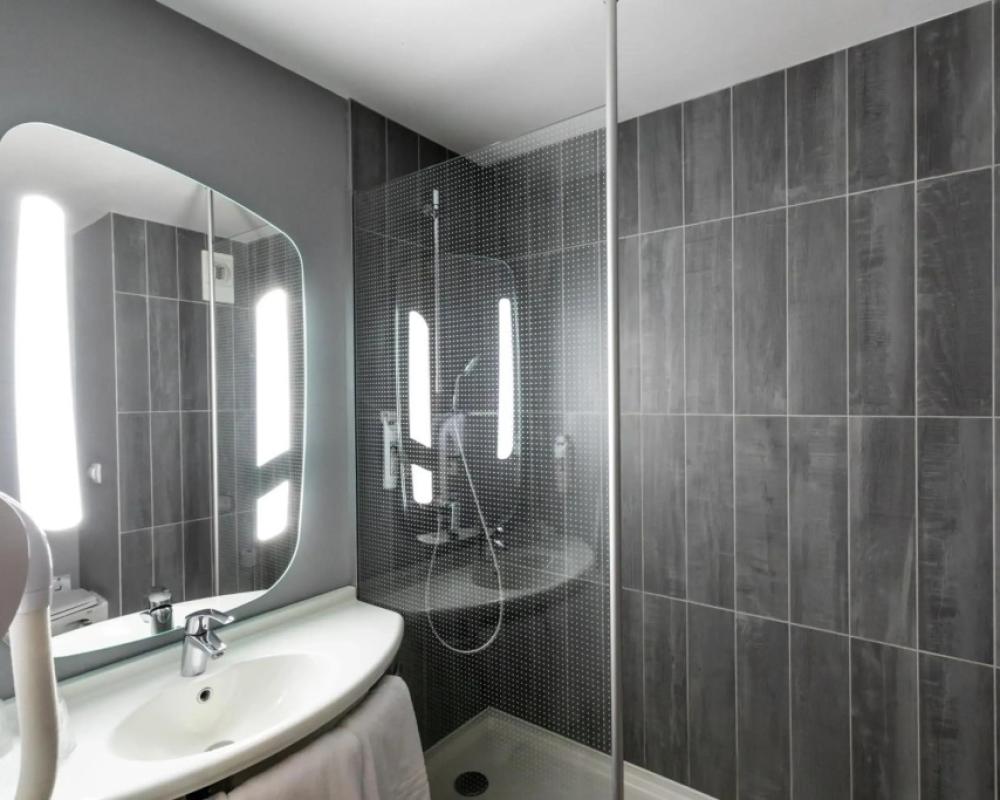 фото ibis Bourges