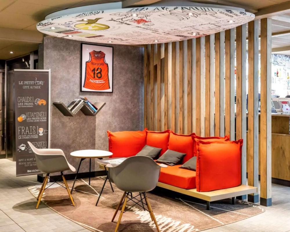 фото ibis Bourges