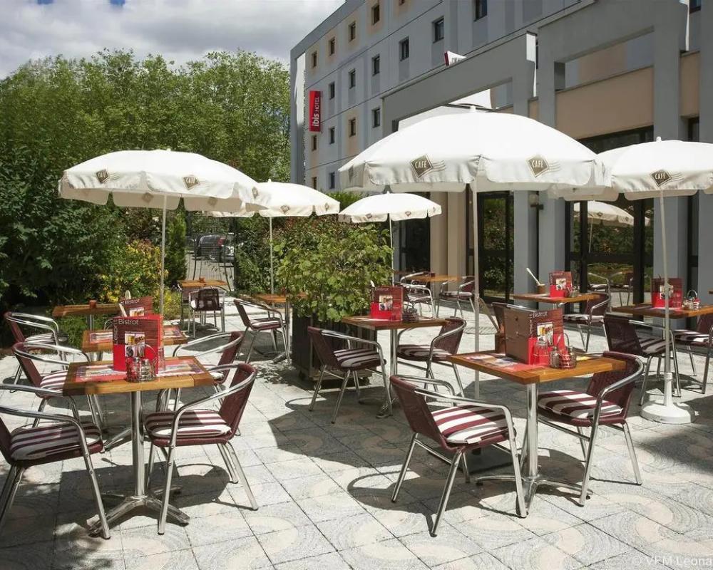 фото ibis Bourges