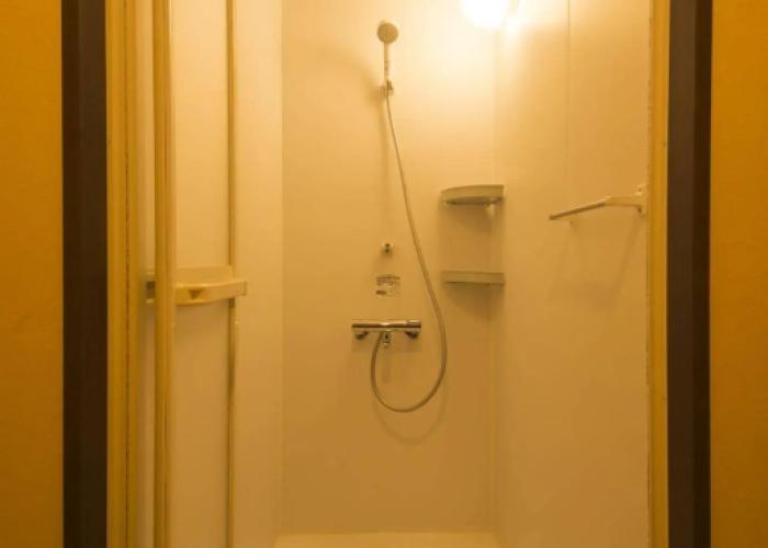 Guest House Rojiura - Hostel
