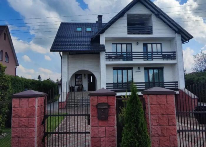 Brestinlove: Rodnikovyj Guest House