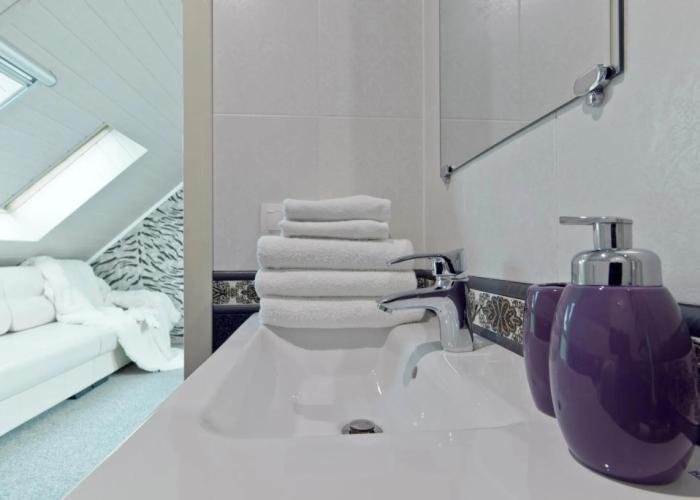 Brestinlove: Rodnikovyj Guest House