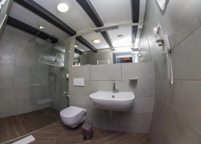 Chalet Greenwood Hotel