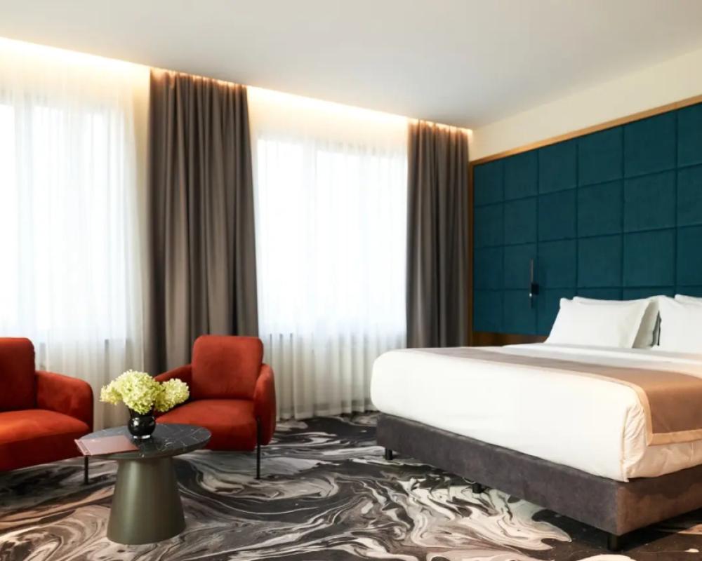 фото STATUS Boutique Hotel