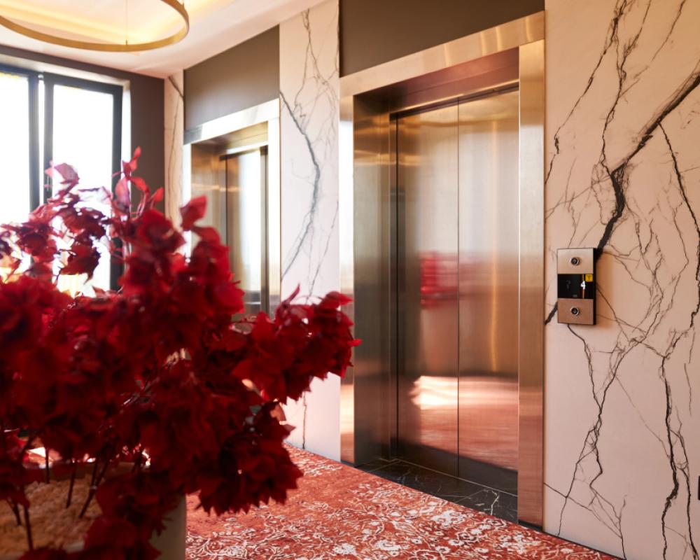 фото STATUS Boutique Hotel