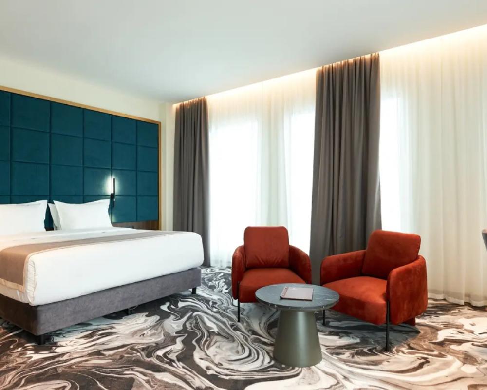 фото STATUS Boutique Hotel