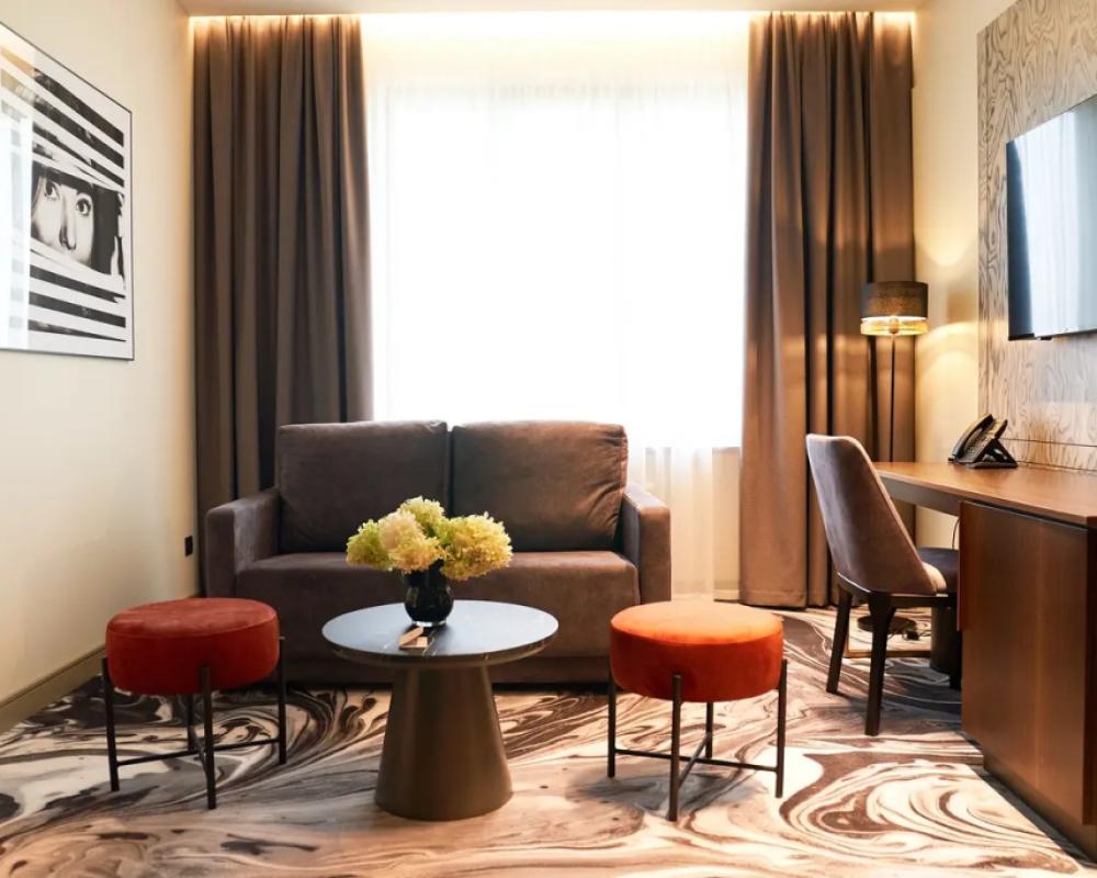 фото STATUS Boutique Hotel