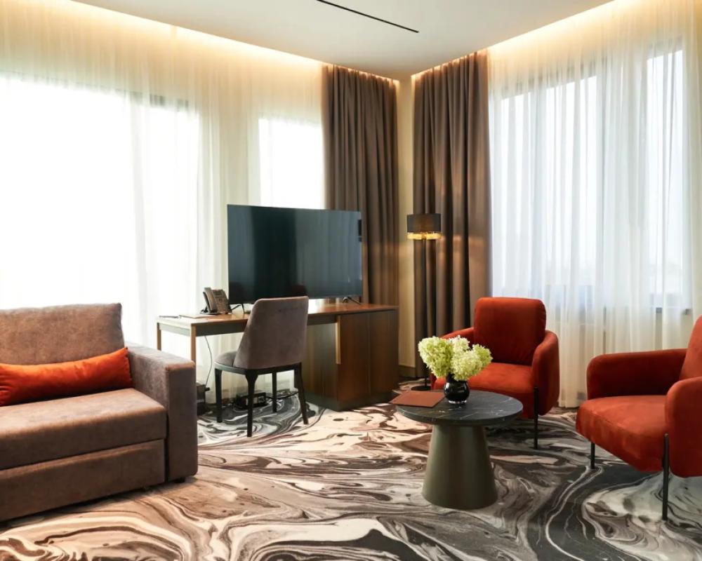 фото STATUS Boutique Hotel