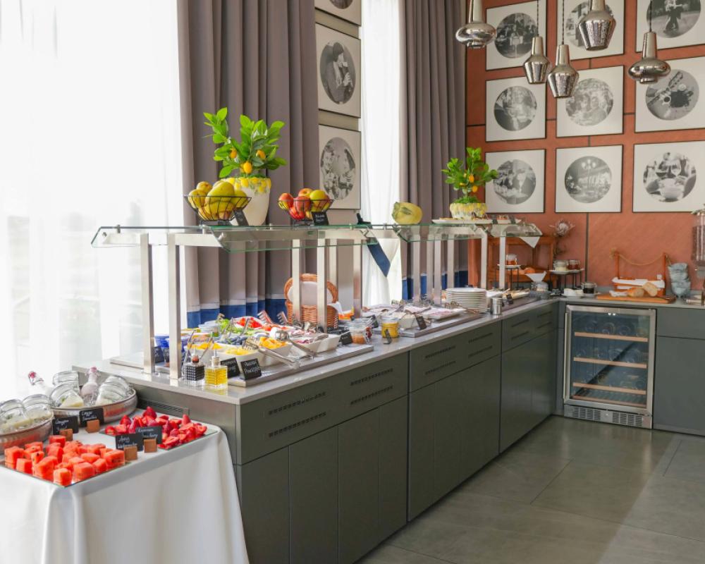 фото STATUS Boutique Hotel