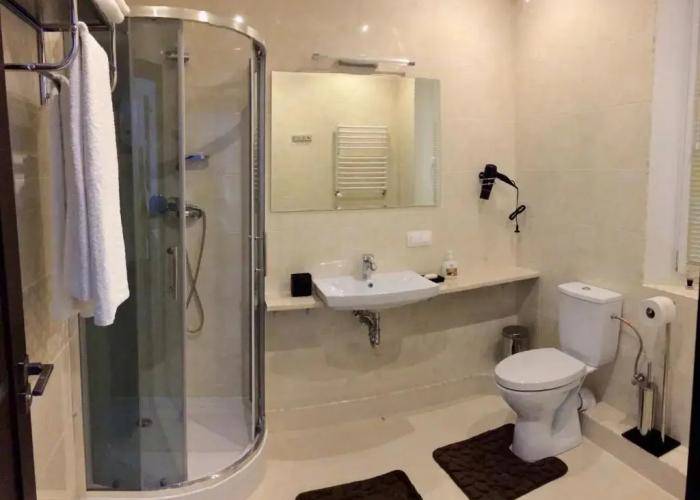Irina Guest House
