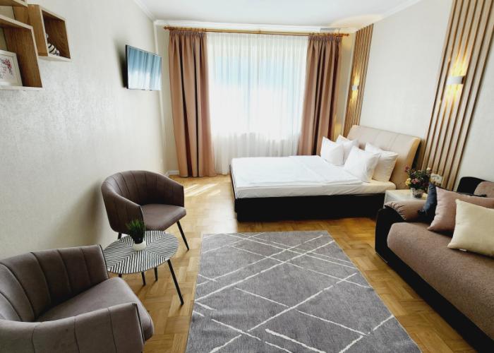 Savanna Apartments
