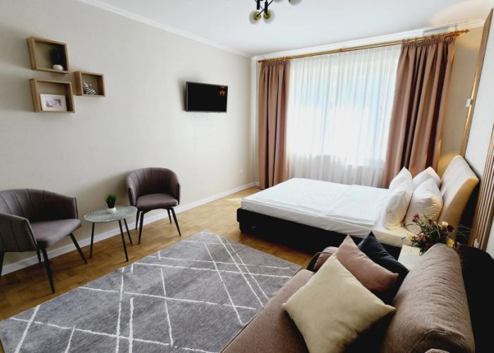 Savanna Apartments