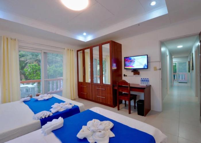 Dive Batanes Lodge and Restaurant