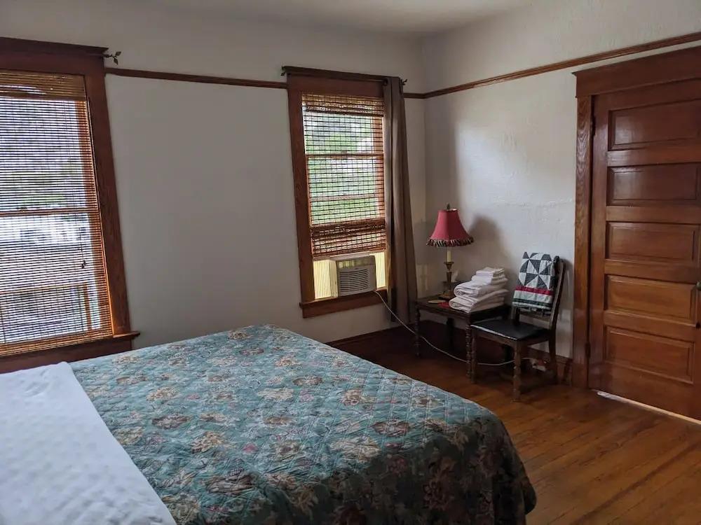 The Oliver House - Adults Only