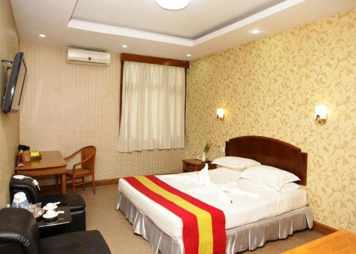 Pathein Hotel