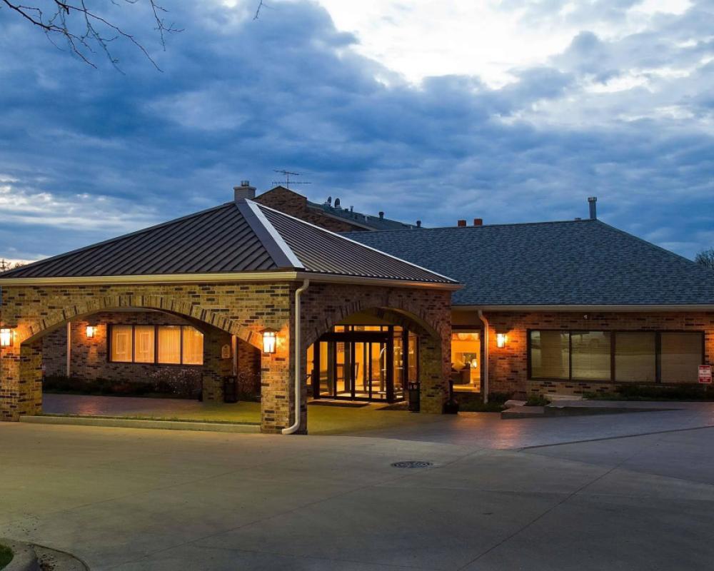 Antioch Hotel & Suites