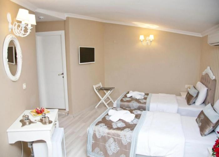 Kadi Konagi Thermal Hotel